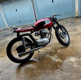 caferacer su base mv agusta 175