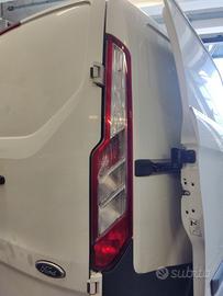 Fanale posteriore destro FORD TRANSIT del 2016
