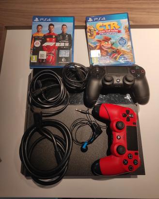 ps4 + 2 controller originali + 2 giochi + cavi