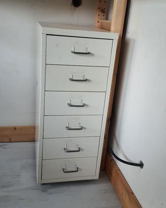 Cassettiera in metallo bianca con rotelle IKEA