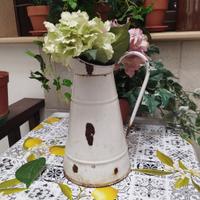 ANTICA CARAFFA IN METALLO BROCCA VASO DEL 900