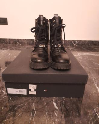 Anfibi Tommy Hilfiger (n. 39)