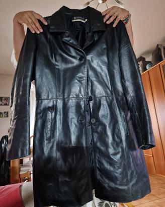 Giacca donna in pelle nera 
