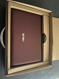 Asus EeePC con scatola originale e caricatore