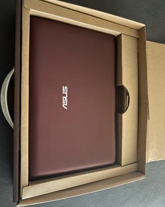 Asus EeePC con scatola originale e caricatore