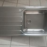 Lavello una vasca in acciaio