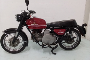 Moto guzzi nuovo Falcone