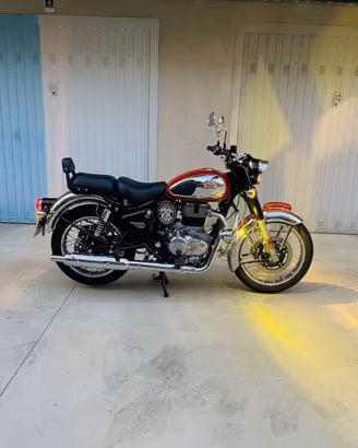 Royal Enfield Classic 350 Chrome Red