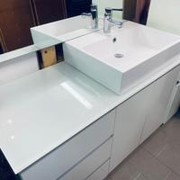 Mobile bagno laccato bianco con specchiera 