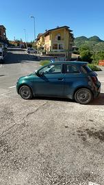 Fiat 500 e ICON