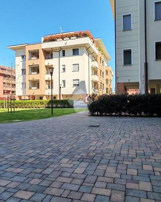 3 LOCALI A OPERA