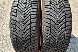 2. Gomme.  215. / 55  /  R16. 4 stagione 