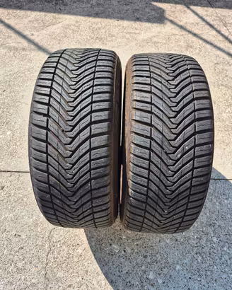 2. Gomme.  215. / 55  /  R16. 4 stagione 
