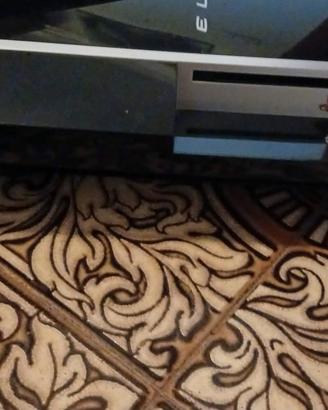 play station 3 con accessori  e cavi