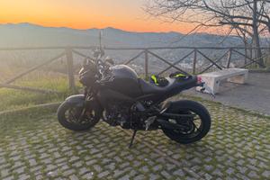 YAMAHA MTO9-TECH BLACK-GARANZIA 2028-PARI AL NUOVO