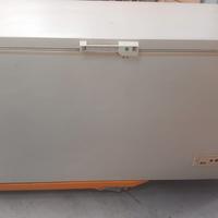 congelatore a pozzetto da 400 litri 