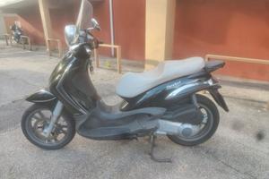 Piaggio Beverly tourer 300cc