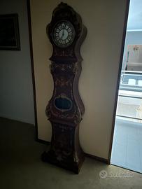 Pendolo piuma di noce intarsiato