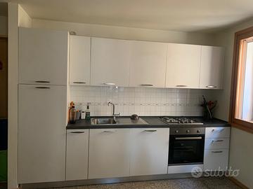 cucina del 2020 tenuta benissimo