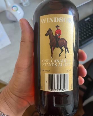 Whisky Windsor Supreme 1980 collezione sigillato
