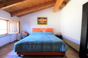 CASA SEMINDIPENDENTE A MONTALTO DORA