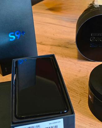 Samsung S9 plus  e  Samsung S3 Gear frontier