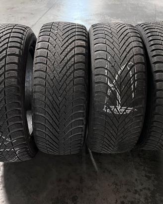 Gomme Pirelli Winter 205/55 r16