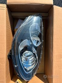 Fari alogeni anteriori Dx e Sx Porsche Macan NUOVI