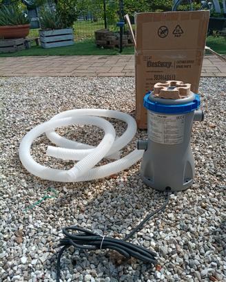 Pompa filtro piscina Bestway 3030 litri NUOVA