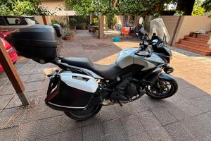 Kavasaki Versys 650 ABS per NEOPATENATI