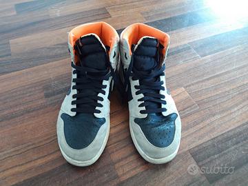 Air Jordan 1 Retro High Neutral Grey Hyper Crimson