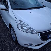 PEUGEOT - 208 - 1.4 HDi 68 CV 5p. Allure