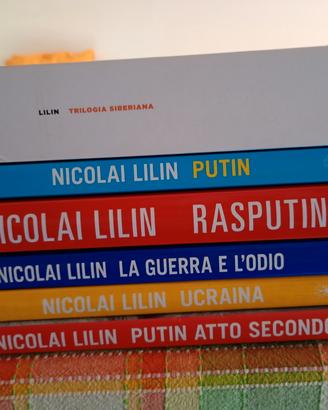 11 libri di Alessandro orsini e 6 di Nicolai lilin