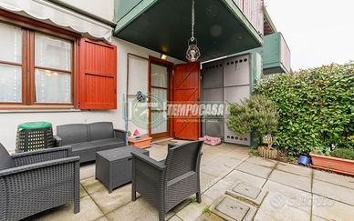 BILOCALE CON GIARDINO