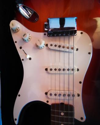 Fender Stratocaster-1982