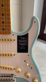 FENDER Vintera 50s Stratocaster Mod MN Daphne Blue