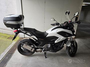 HONDA NC750X DCT - 2014 - 59.400 KM
