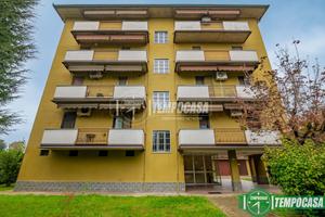 SPLENDIDO TRE LOCALI CON BOX E CANTINA