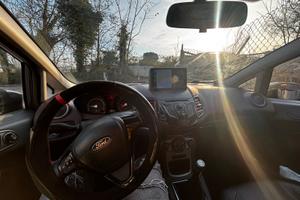 Ford fiesta 6ª serie