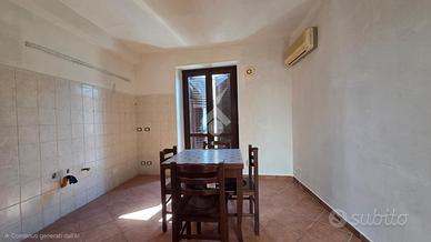 2 LOCALI A PALERMO
