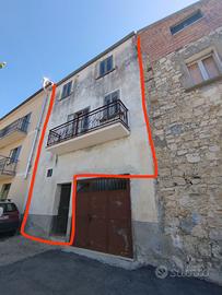 Casa con vista,a 25 km dal mare dal mare