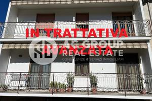 Solaro - ampio quadrilocale in bifamiliare