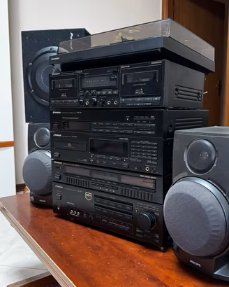 Stereo Pioneer completo con casse e subwoofer