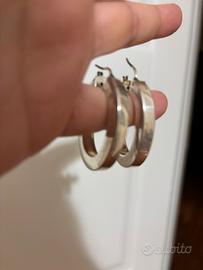 Orecchini ovali in argento