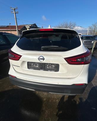 Vendiamo ricambi Nissan Qashqai 2019