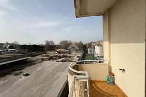 3 LOCALI A MARANO DI NAPOLI