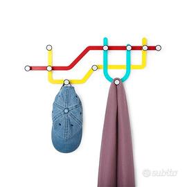 Appendiabiti di design a tema Metropolitana