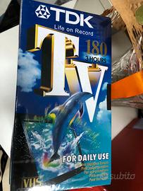 9 Videocassette TDK TV 180 - SIGILLATE - 3 ore VHS