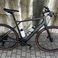 Bici elettrica Gt current egrade cannondale