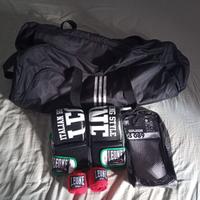 Guantoni da box con sacca Adidas